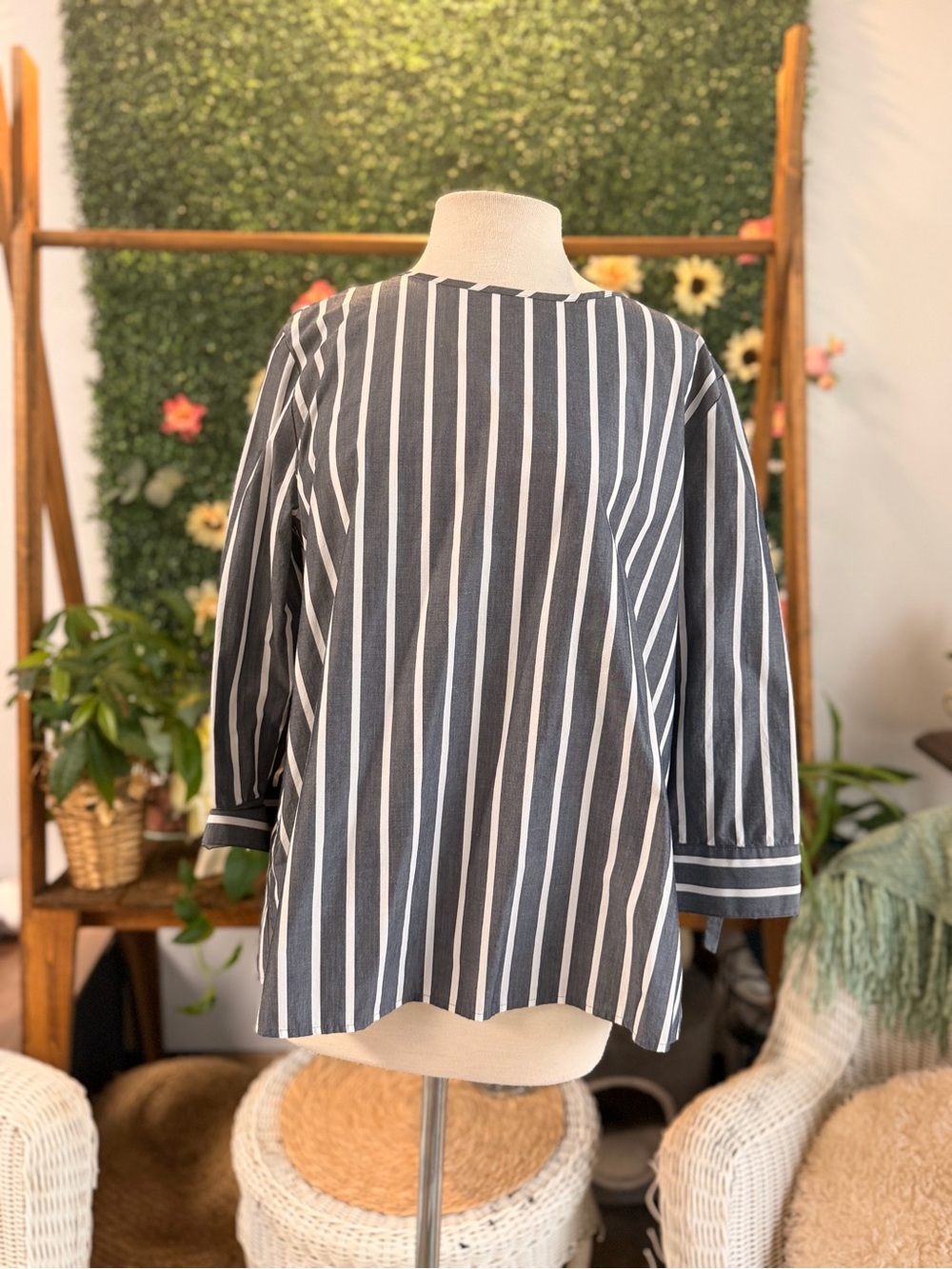 Van Heusen Black and White Striped Long Sleeve Top